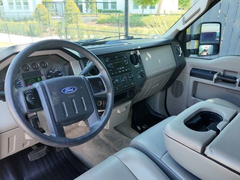 Used 2008 Ford F250 XL image 11