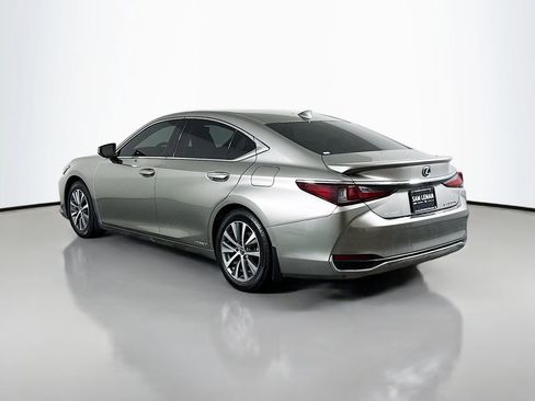 Used 2021 Lexus ES 300h w/ Premium Package image 5