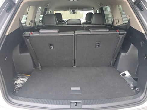 New 2024 Volkswagen Atlas SE image 12