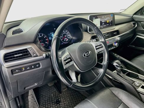 Used 2020 Kia Telluride EX w/ Towing Package FWD image 7