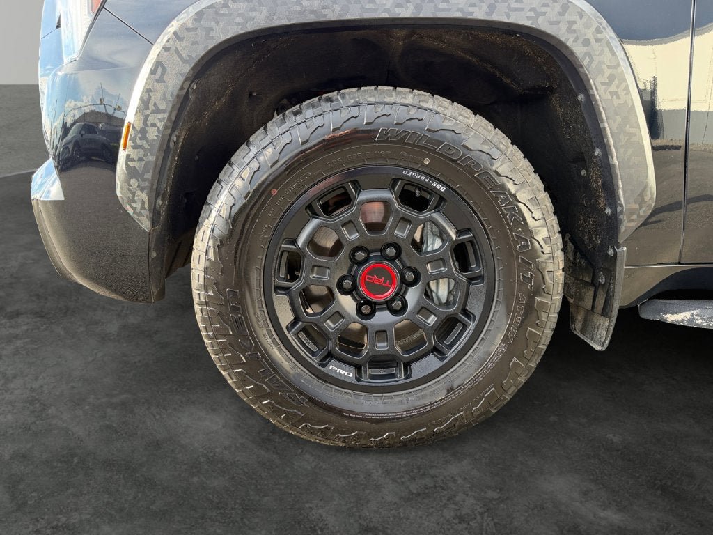 Used 2023 Toyota Sequoia TRD Pro AWD/4WD image 5