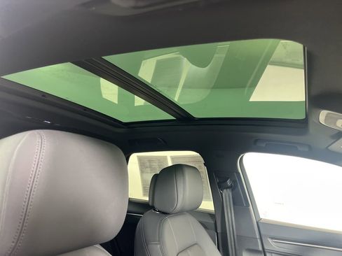 Used 2025 Audi Q3 2.0T Premium image 11