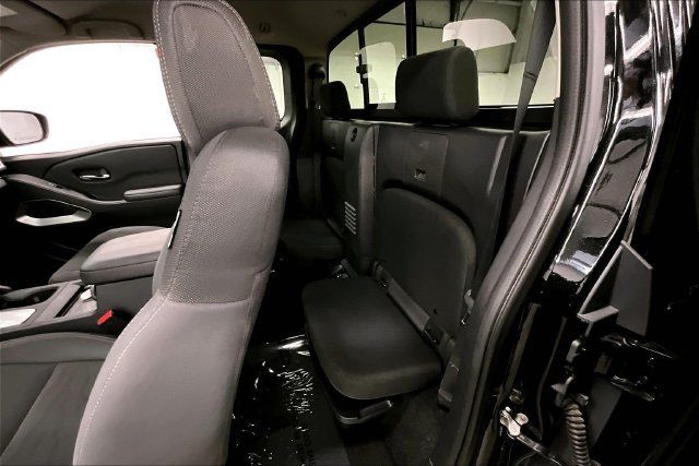 Used 2023 Nissan Frontier SV w/ SV Convenience Package AWD/4WD image 24
