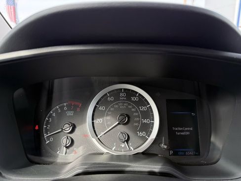 Used 2021 Toyota Corolla LE image 14