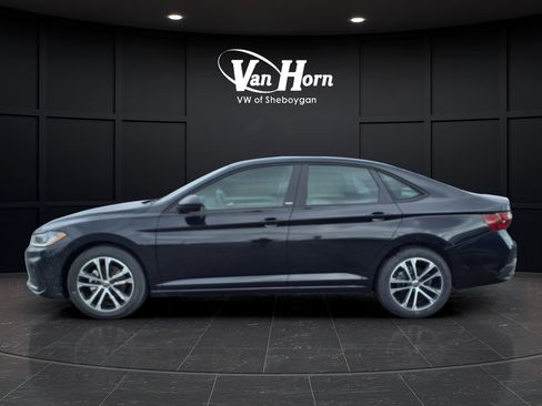 New 2026 Volkswagen Jetta Sport FWD image 5