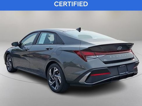 Certified 2025 Hyundai Elantra Sport FWD image 7