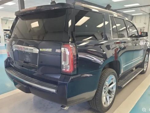 Used 2018 GMC Yukon Denali w/ Denali Ultimate Package AWD/4WD image 3