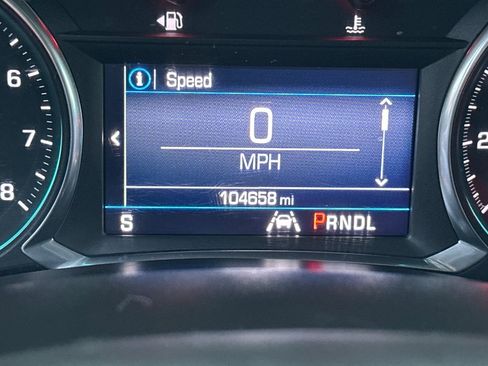 Used 2021 Chevrolet Equinox LT image 30