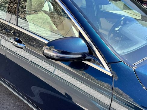 Used 2017 Mercedes-Benz E 300 4MATIC w/ Premium 1 Package image 9