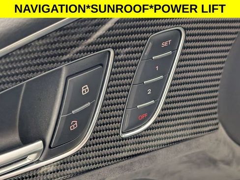 Used 2017 Audi RS 7 Prestige AWD/4WD image 11