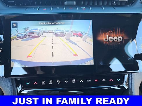 New 2026 Jeep Grand Cherokee L Limited w/ Limited Altitude Package AWD/4WD image 25