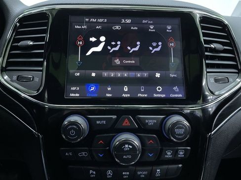 Used 2020 Jeep Grand Cherokee Limited w/ Premium Lighting Group image 24