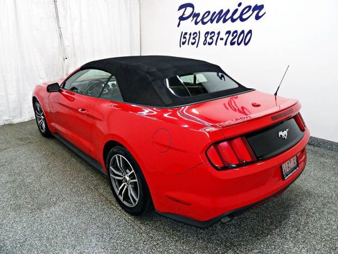 Used 2015 Ford Mustang Premium RWD image 4
