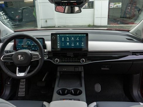 New 2026 Honda Prologue Touring image 18