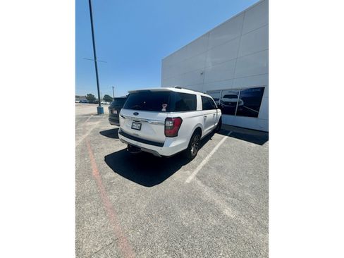 Used 2019 Ford Expedition Max Limited w/ Driver Assistance Package RWD image 4