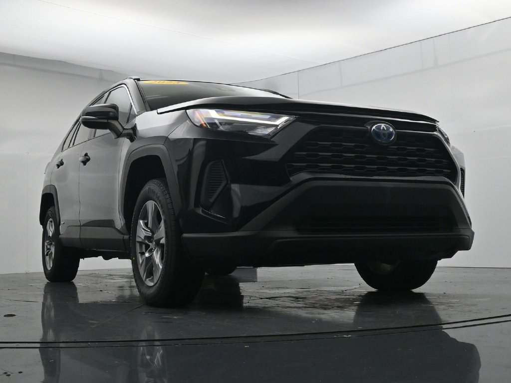 Used 2023 Toyota RAV4 XLE w/ Convenience Package AWD/4WD image 33