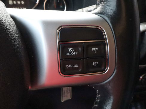 Used 2017 Jeep Wrangler Unlimited Rubicon image 42