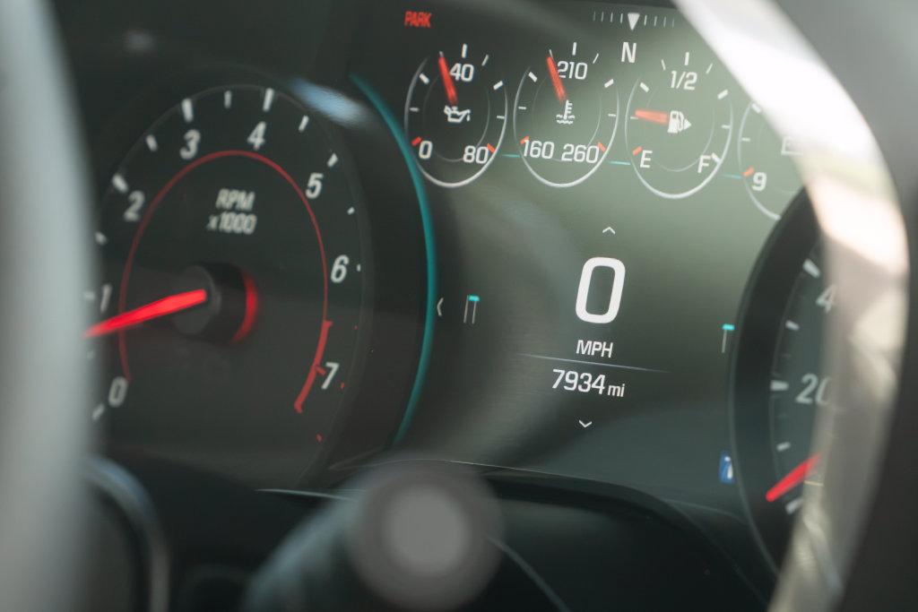 Used 2018 Chevrolet Camaro SS w/ LPO, Ground Effects Package RWD image 9