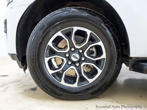 Used 2022 Ford Expedition XL AWD/4WD image 12
