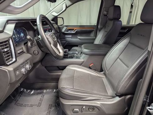 Used 2023 GMC Sierra 1500 Denali w/ Denali Reserve Package AWD/4WD image 10