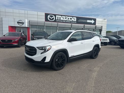 Used 2019 GMC Terrain SLE w/ Driver Convenience Package FWD image 1