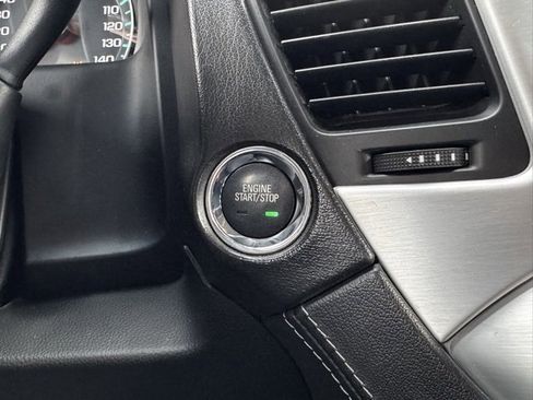 Used 2020 GMC Yukon SLT image 32