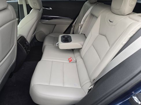 Used 2022 Cadillac XT4 Luxury w/ Cold Weather Package image 32