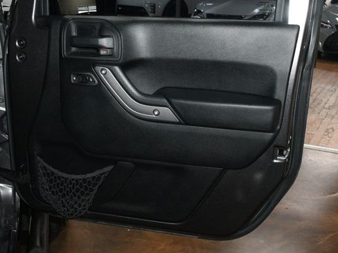 Used 2014 Jeep Wrangler Sport w/ Quick Order Package 24S AWD/4WD image 46