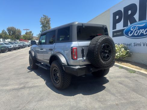 Used 2022 Ford Bronco Wildtrak image 5