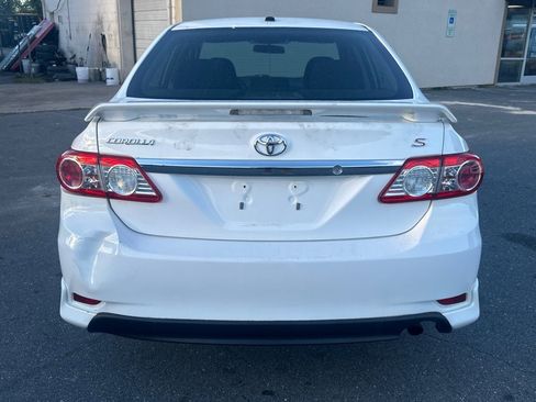 Used 2013 Toyota Corolla image 4