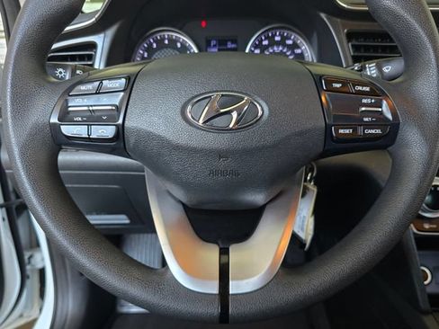 Used 2019 Hyundai Elantra SE w/ Cargo Package FWD image 14