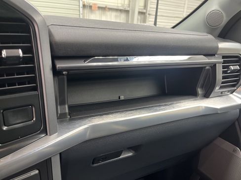 Used 2021 Ford F150 Lariat w/ Equipment Group 502A High image 26