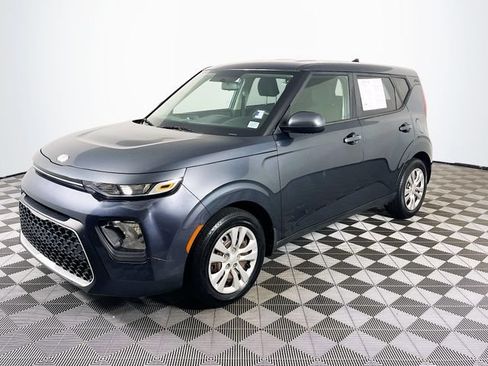 Used 2020 Kia Soul LX FWD image 4