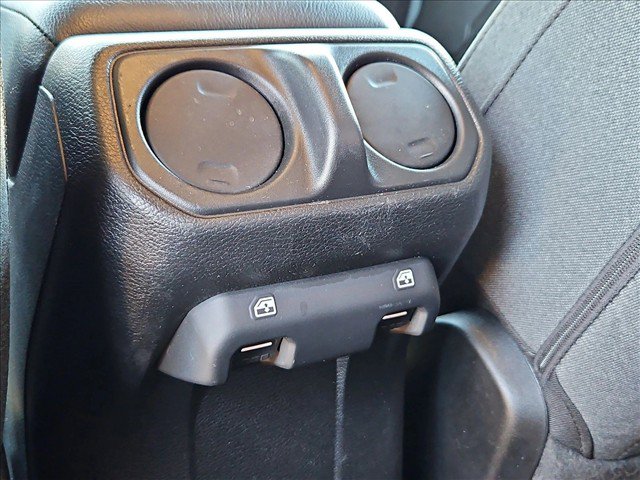 Used 2024 Jeep Wrangler Unlimited Sport AWD/4WD image 16