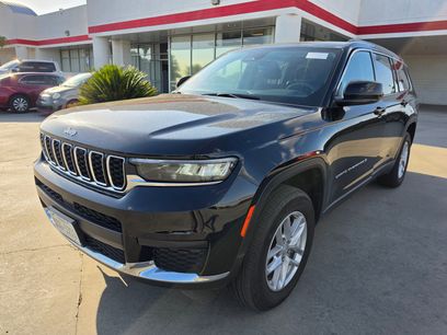 Used 2023 Jeep Grand Cherokee L Laredo