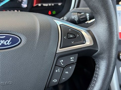 Used 2018 Ford Fusion SE w/ Equipment Group 602A FWD image 28