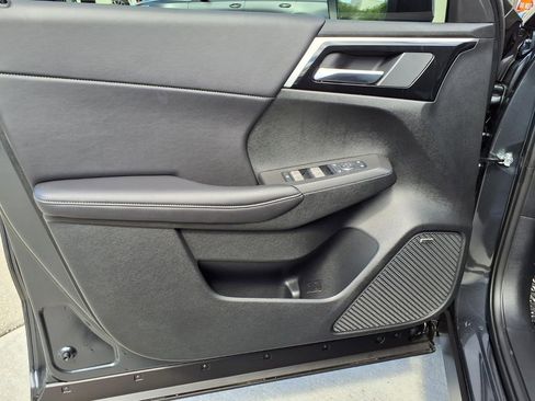 Used 2026 Mitsubishi Outlander LE FWD image 14