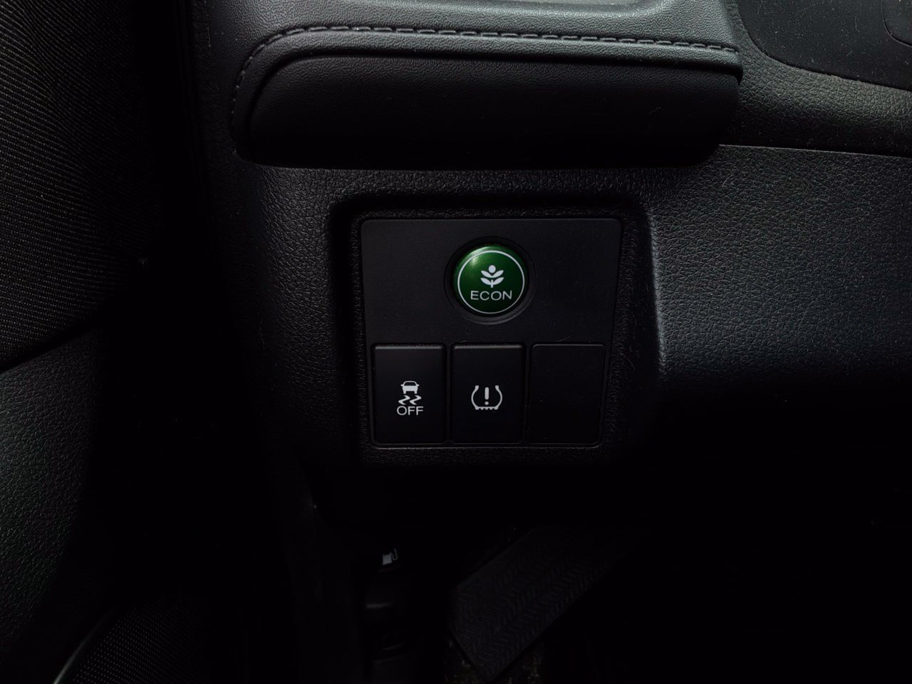 Used 2021 Honda HR-V LX image 18