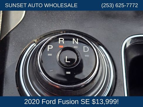 Used 2020 Ford Fusion SE FWD image 38