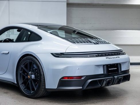 Used 2025 Porsche 911 Carrera 4 GTS image 25