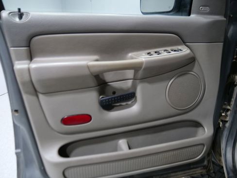 Used 2005 Dodge Ram 2500 Truck SLT w/ Light Group image 17