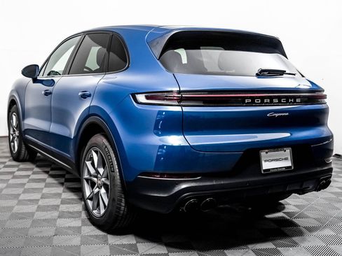 Certified 2024 Porsche Cayenne AWD/4WD image 3