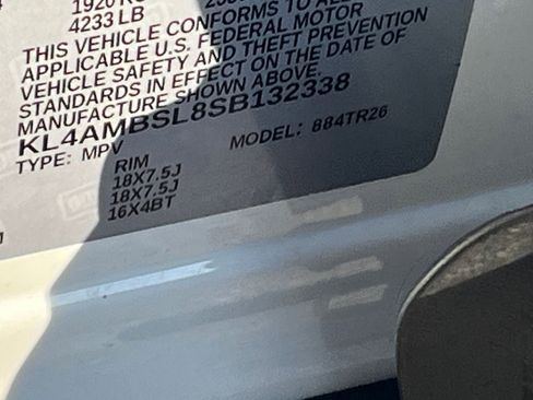 Used 2025 Buick Encore GX Preferred image 29