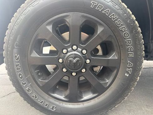 Used 2025 RAM 2500 Laramie AWD/4WD image 13