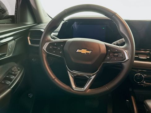 Used 2024 Chevrolet TrailBlazer LT w/ Convenience Package image 18