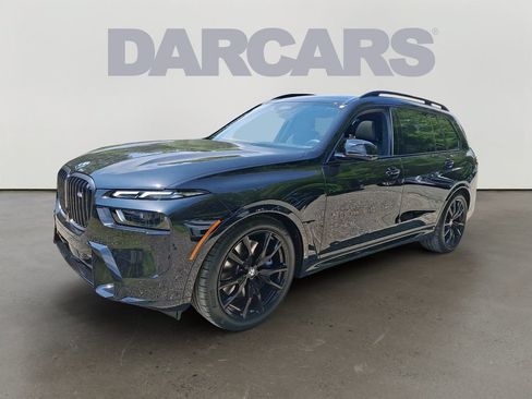 Used 2026 BMW X7 M60i AWD/4WD image 3