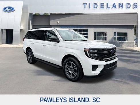 New 2026 Ford Expedition Active RWD image 1
