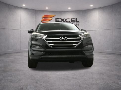 Used 2017 Hyundai Tucson SE image 41