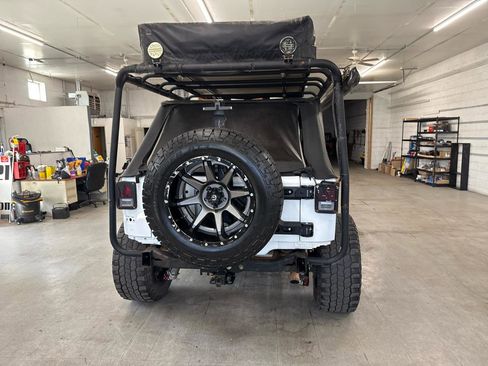 Used 2017 Jeep Wrangler Unlimited Sport w/ Quick Order Package 24S AWD/4WD image 78