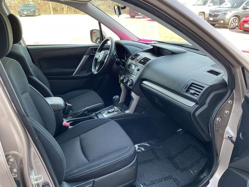 Used 2015 Subaru Forester 2.5i Premium image 35